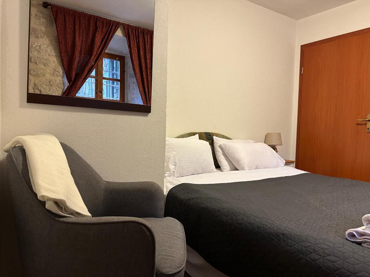 Villaoldmariner Prčanj 外观 照片